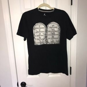 Nike Jordan Headstone Tombstone T-Shirt Small